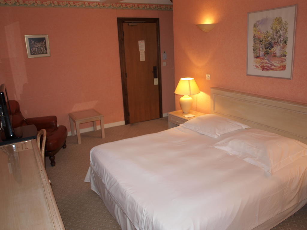 Hostellerie Du Coq Hardi Les Monthairons Camera foto
