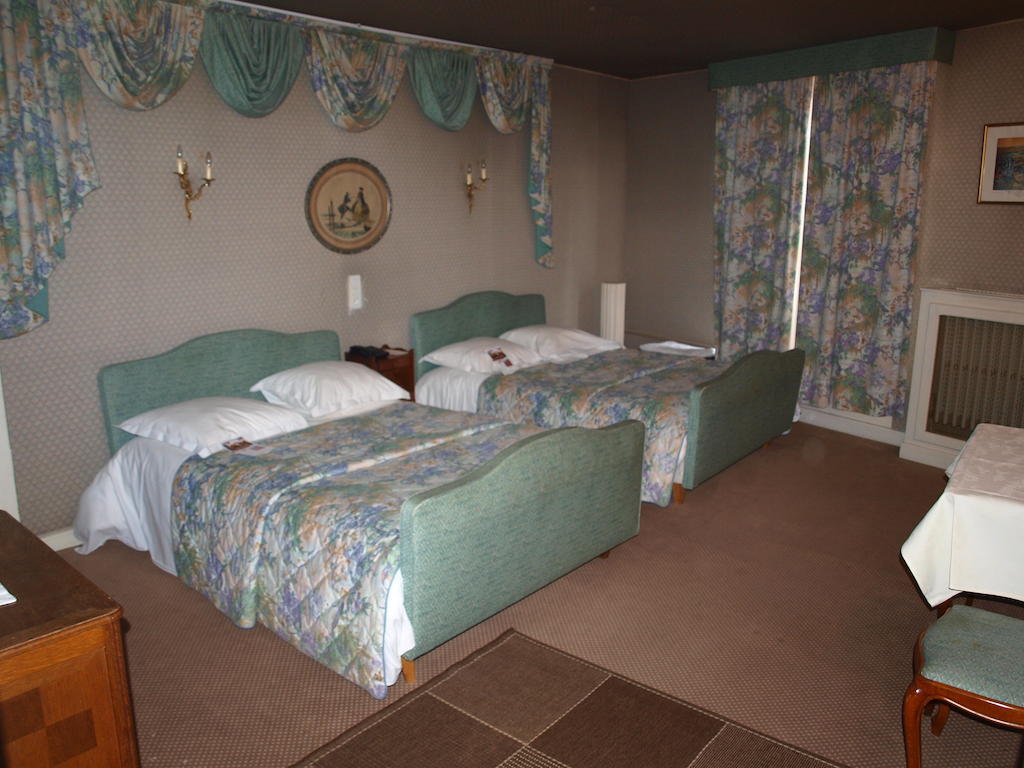 Hostellerie Du Coq Hardi Les Monthairons Camera foto